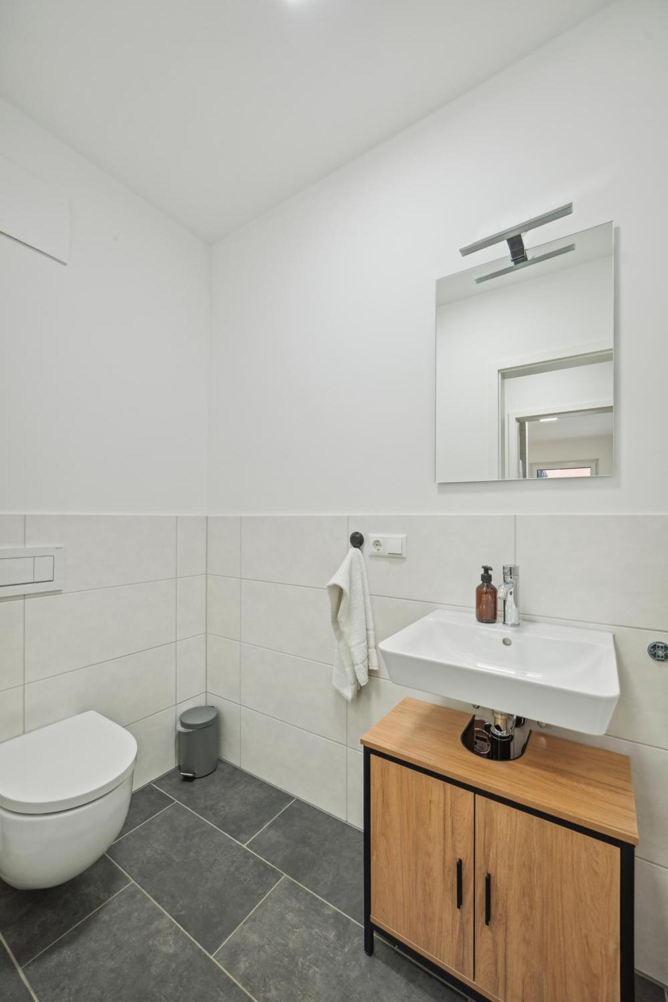 Sali Homes R4 - High-Quality Apartment With Terrace Bayreuth Bagian luar foto
